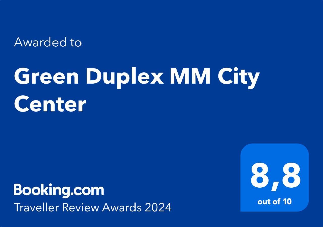 Green Duplex Mm City Center Малага Екстериор снимка